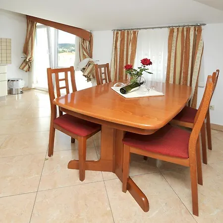 Apartment Lida *