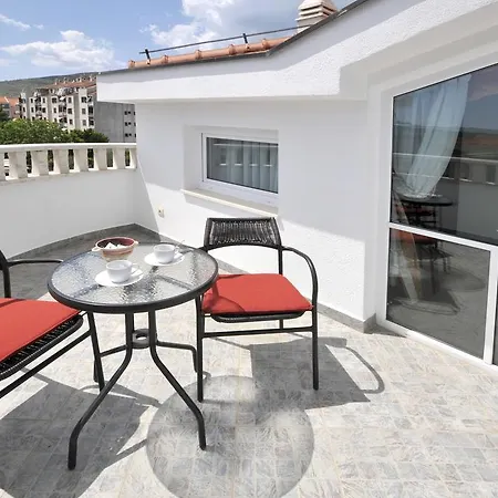 Lida Trogir