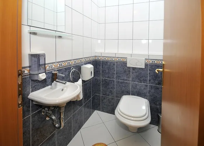 アパート Lida トロギール