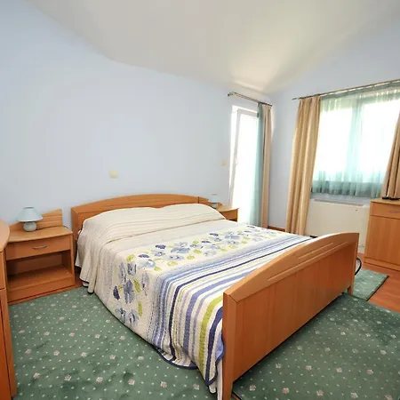 Apartment Lida *
